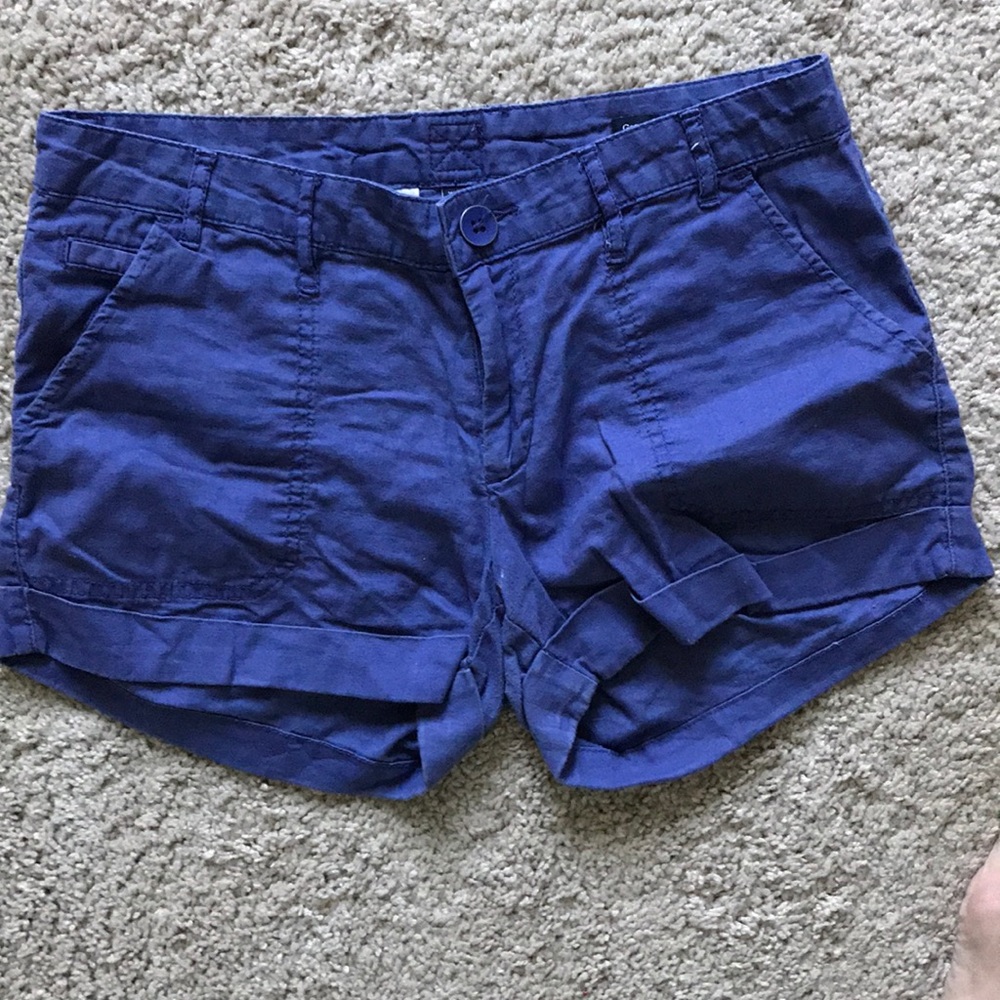 Gap cuffed blue shorts